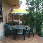 דירה Sea View Garden *