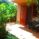 Sea View Garden דירה *