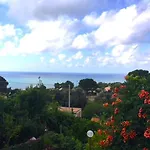Sea View Garden * צ'פאלו