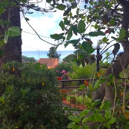公寓 Sea View Garden 切法卢